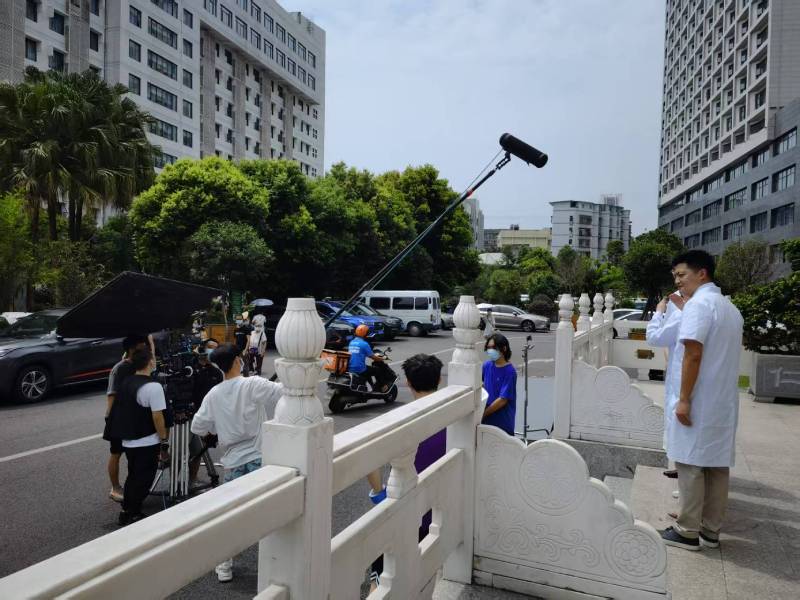 五原县广告片拍摄公司低成本实现高规格制作的诀窍